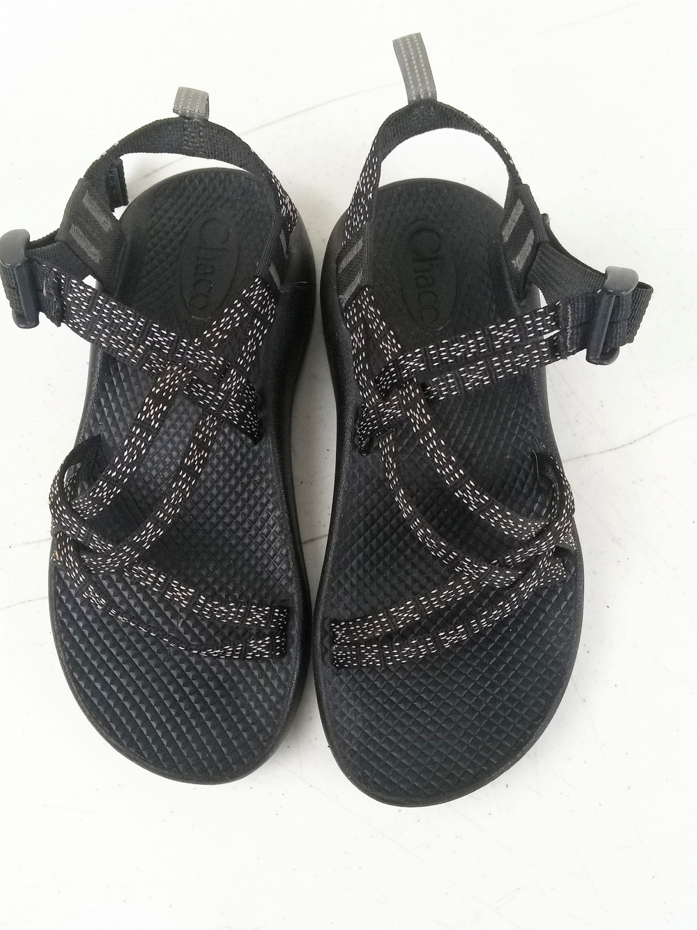 Chaco Youth Black Strappy Sport Hiking Sandals Outdoor Trail Travel Size 4